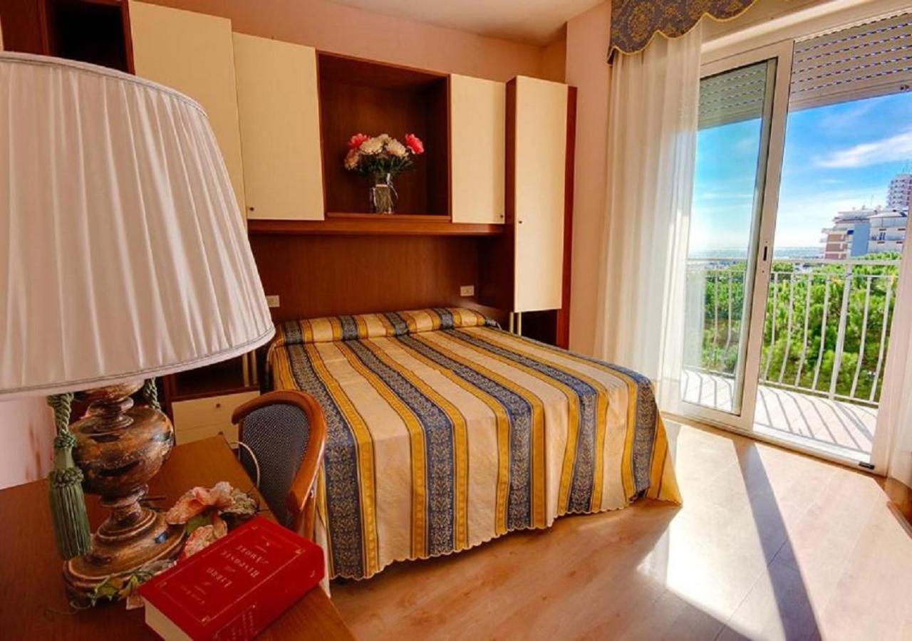 Hotel Jet Lido di Jesolo Luaran gambar